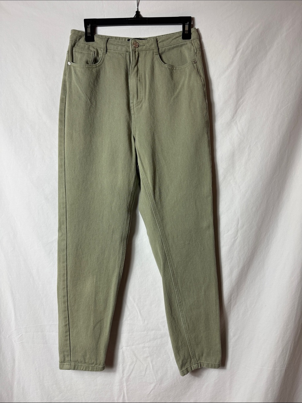 Missguided Riot High Rise Jeans in Sage Green